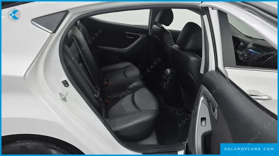 HYUNDAI ELANTRA (AVANTE) 1.6 GDI SMART