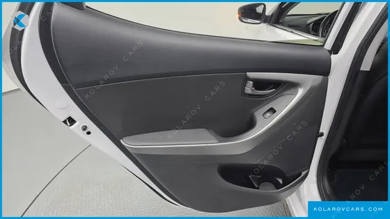 HYUNDAI ELANTRA (AVANTE) 1.6 GDI SMART