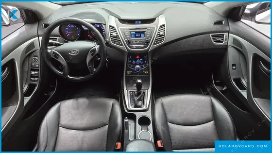 HYUNDAI ELANTRA (AVANTE) 1.6 GDI SMART