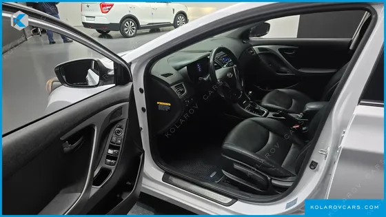 HYUNDAI ELANTRA (AVANTE) 1.6 GDI SMART
