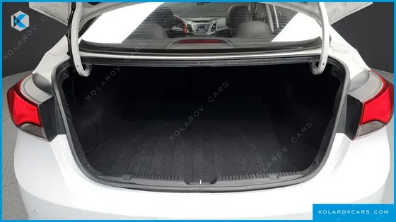 HYUNDAI ELANTRA (AVANTE) 1.6 GDI SMART