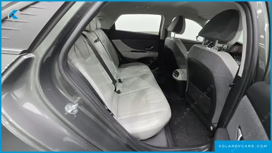 HYUNDAI ELANTRA (AVANTE) 1.6