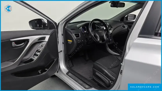 HYUNDAI ELANTRA (AVANTE) 1.6 GDI SMART