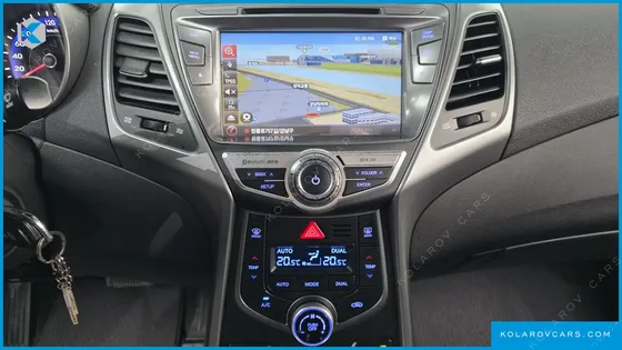 HYUNDAI ELANTRA (AVANTE) 1.6 GDI SMART