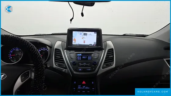 HYUNDAI ELANTRA (AVANTE) 1.6 GDI SMART