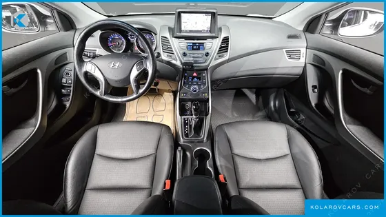 HYUNDAI ELANTRA (AVANTE) 1.6 GDI SMART