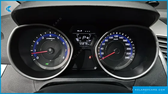 HYUNDAI ELANTRA (AVANTE) 1.6 GDI SMART