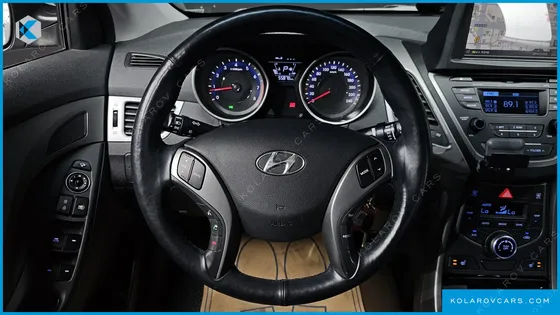 HYUNDAI ELANTRA (AVANTE) 1.6 GDI SMART