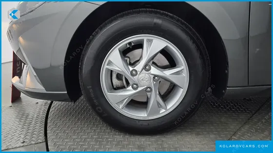 HYUNDAI ELANTRA (AVANTE) 1.6 LPI (RENTAL CAR)