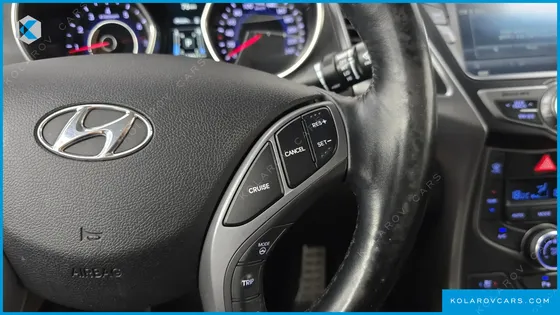 HYUNDAI ELANTRA (AVANTE) 1.6 GDI 10 MILLION LIMITED
