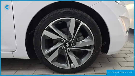 HYUNDAI ELANTRA (AVANTE) 1.6 GDI 10 MILLION LIMITED
