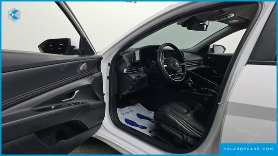 HYUNDAI ELANTRA (AVANTE) 1.6