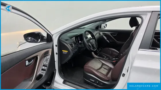 HYUNDAI ELANTRA (AVANTE) 1.6 GDI PREMIUM