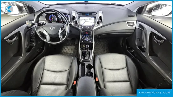HYUNDAI ELANTRA (AVANTE) 1.6 GDI SMART