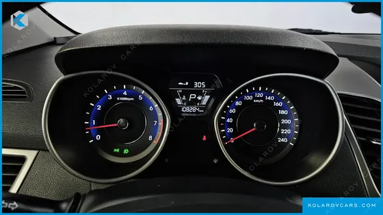 HYUNDAI ELANTRA (AVANTE) 1.6 GDI SMART