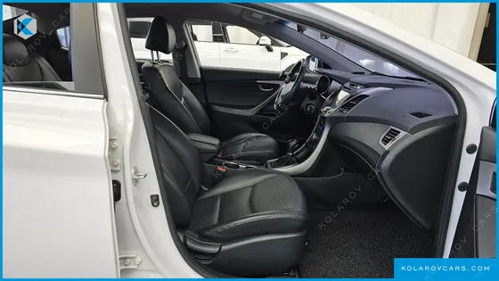 HYUNDAI ELANTRA (AVANTE) 1.6 GDI SMART