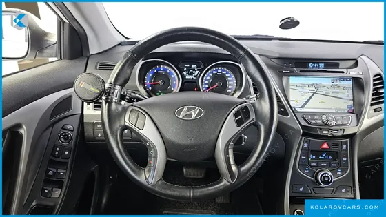 HYUNDAI ELANTRA (AVANTE) 1.6 GDI SMART