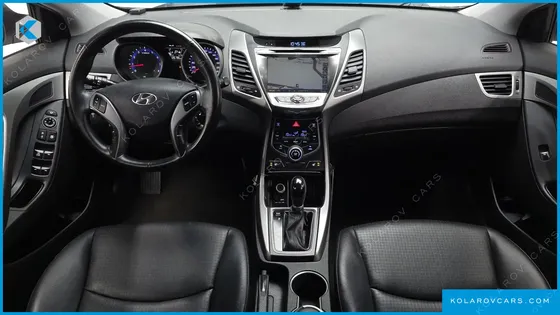 HYUNDAI ELANTRA (AVANTE) 1.6 GDI SMART