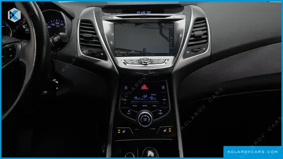 HYUNDAI ELANTRA (AVANTE) 1.6 GDI SMART