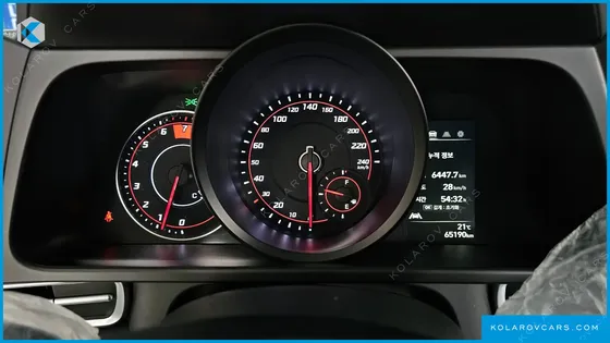 HYUNDAI ELANTRA (AVANTE) 1.6 LPI (RENTAL CAR)