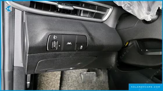 HYUNDAI ELANTRA (AVANTE) 1.6 LPI (RENTAL CAR)