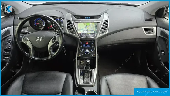 HYUNDAI ELANTRA (AVANTE) 1.6 GDI SMART