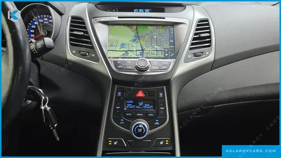 HYUNDAI ELANTRA (AVANTE) 1.6 GDI SMART