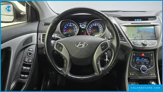HYUNDAI ELANTRA (AVANTE) 1.6 GDI SMART