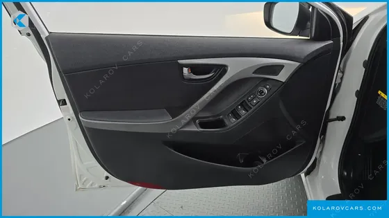 HYUNDAI ELANTRA (AVANTE) 1.6 GDI SMART