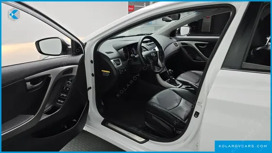 HYUNDAI ELANTRA (AVANTE) 1.6 GDI SMART