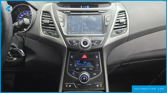 HYUNDAI ELANTRA (AVANTE) 1.6 GDI SMART