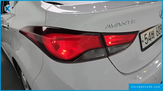 HYUNDAI ELANTRA (AVANTE) 1.6 GDI SMART