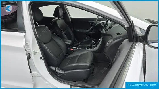 HYUNDAI ELANTRA (AVANTE) 1.6 GDI SMART
