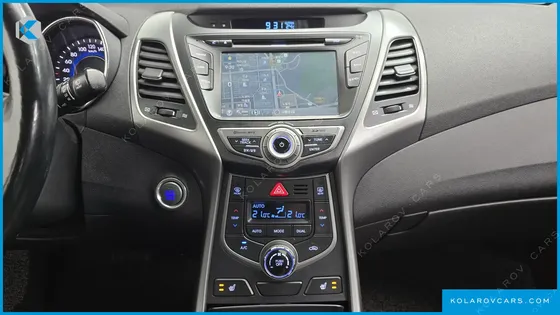 HYUNDAI ELANTRA (AVANTE) 1.6 GDI SMART