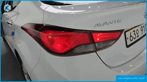 HYUNDAI ELANTRA (AVANTE) 1.6 GDI SMART