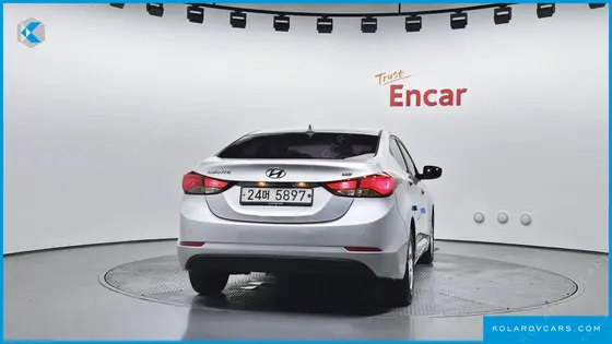 HYUNDAI ELANTRA (AVANTE) 1.6 GDI SMART