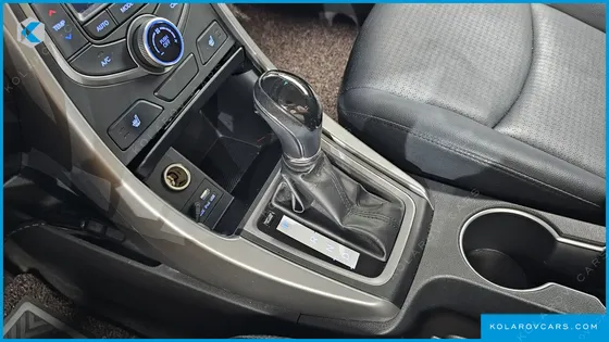 HYUNDAI ELANTRA (AVANTE) 1.6 GDI SMART