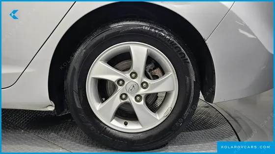 HYUNDAI ELANTRA (AVANTE) 1.6 GDI SMART