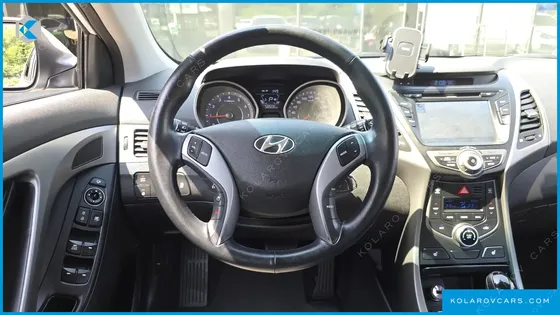 HYUNDAI ELANTRA (AVANTE) 1.6 GDI SMART