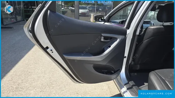 HYUNDAI ELANTRA (AVANTE) 1.6 GDI SMART