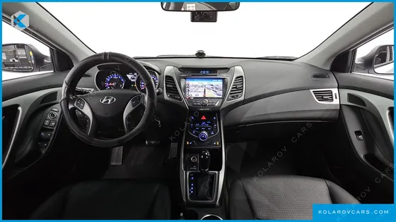 HYUNDAI ELANTRA (AVANTE) 1.6 GDI SMART