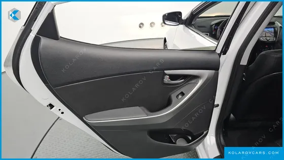 HYUNDAI ELANTRA (AVANTE) 1.6 GDI SMART