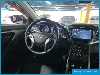 HYUNDAI ELANTRA (AVANTE) 1.6 GDI SMART