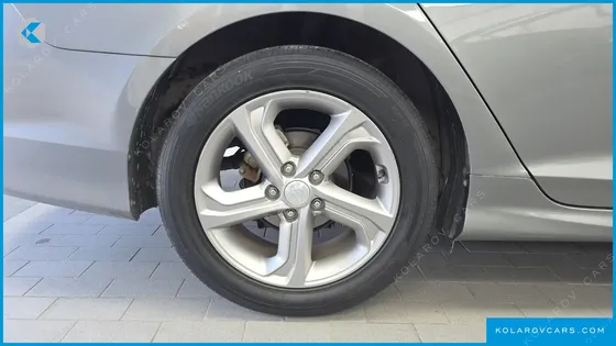HYUNDAI SONATA 2.0 SMART