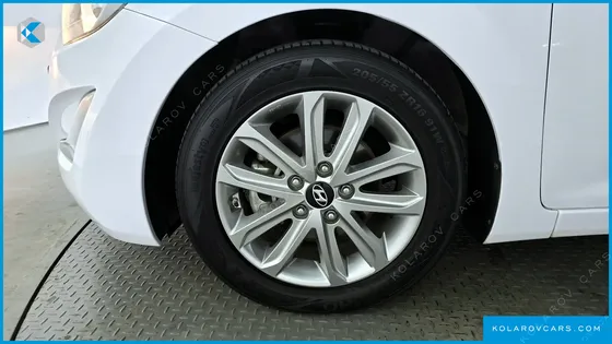 HYUNDAI ELANTRA (AVANTE) 1.6 GDI SMART