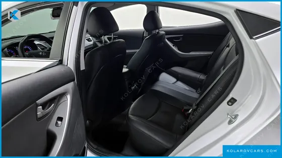 HYUNDAI ELANTRA (AVANTE) 1.6 GDI SMART