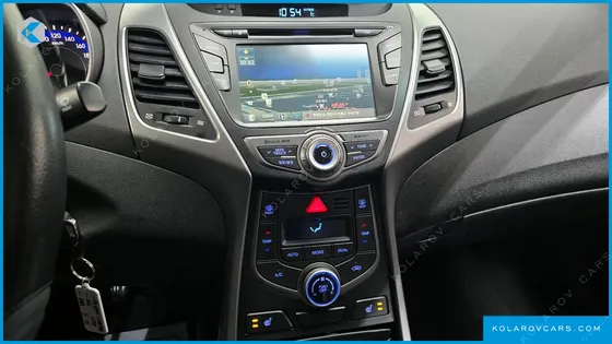 HYUNDAI ELANTRA (AVANTE) 1.6 GDI SMART