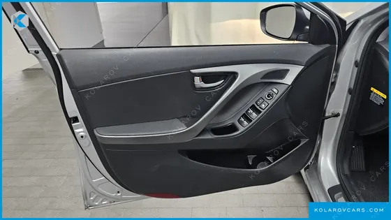 HYUNDAI ELANTRA (AVANTE) 1.6 LPI MODERN