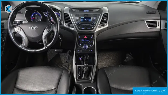 HYUNDAI ELANTRA (AVANTE) 1.6 GDI SMART
