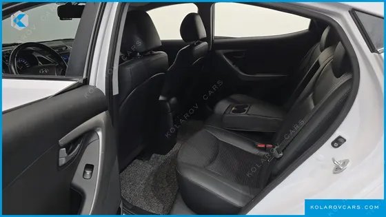 HYUNDAI ELANTRA (AVANTE) 1.6 GDI SMART